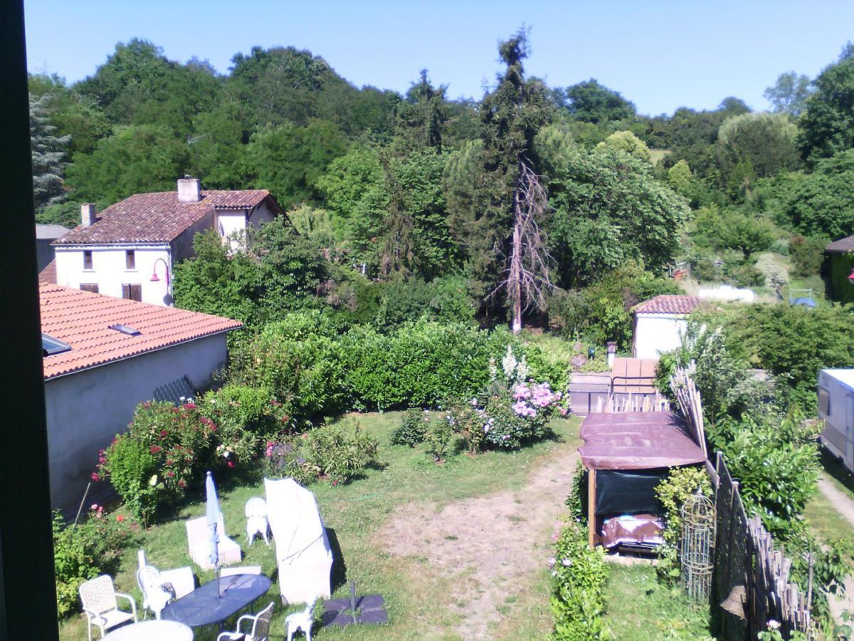 L'Ancien Patronage Pension Caumont-sur-Garonne Buitenkant foto